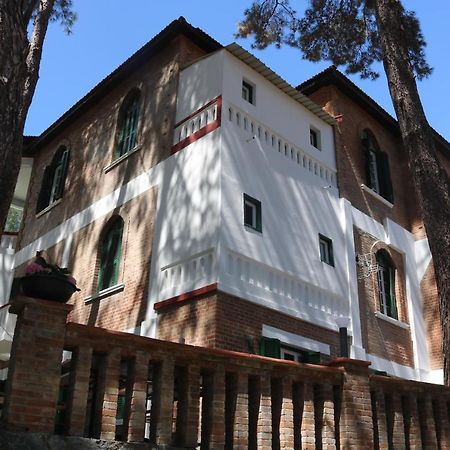 Semiramis Lodge Plátresz Kültér fotó